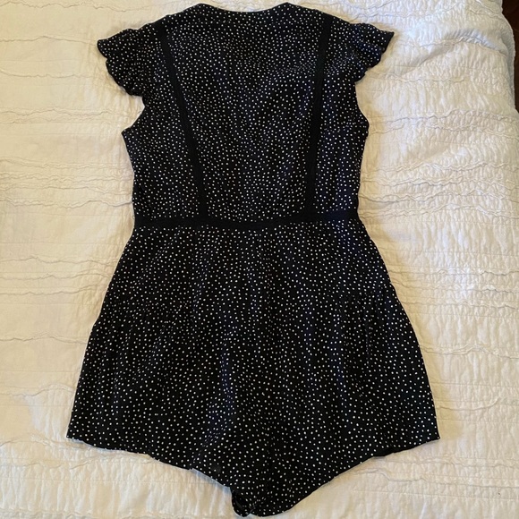 Amuse society black and white romper size small - Picture 4 of 6